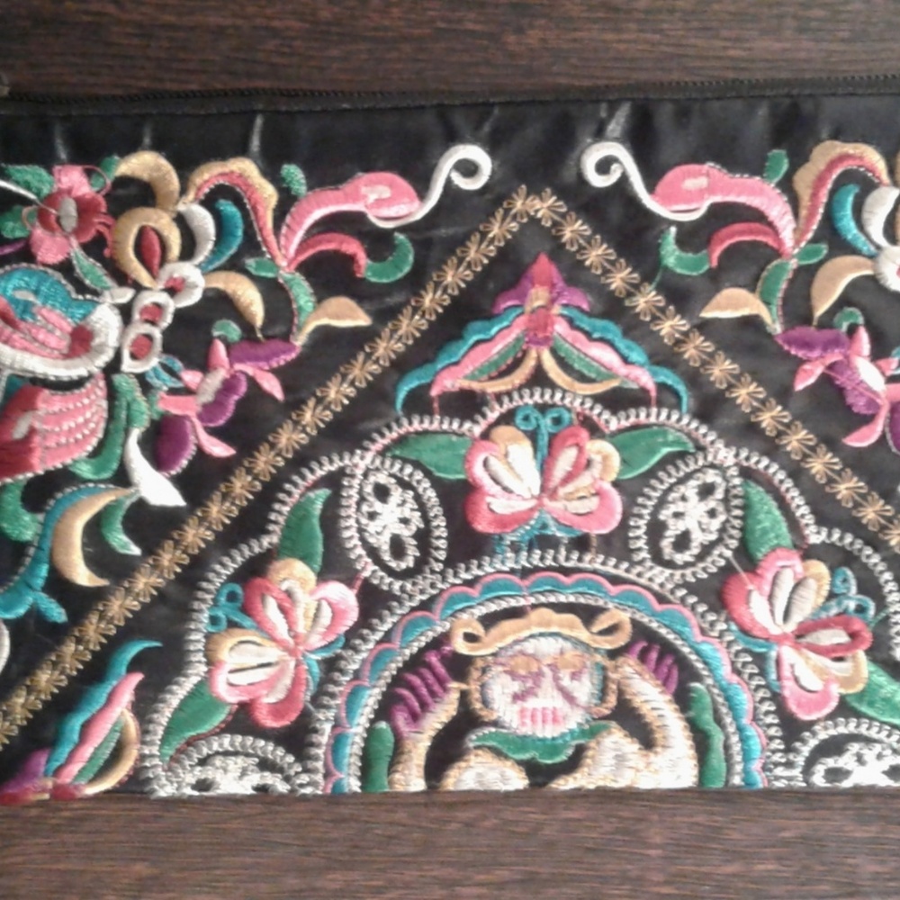 NEW Johnny Was Style Clutch Purse Bag